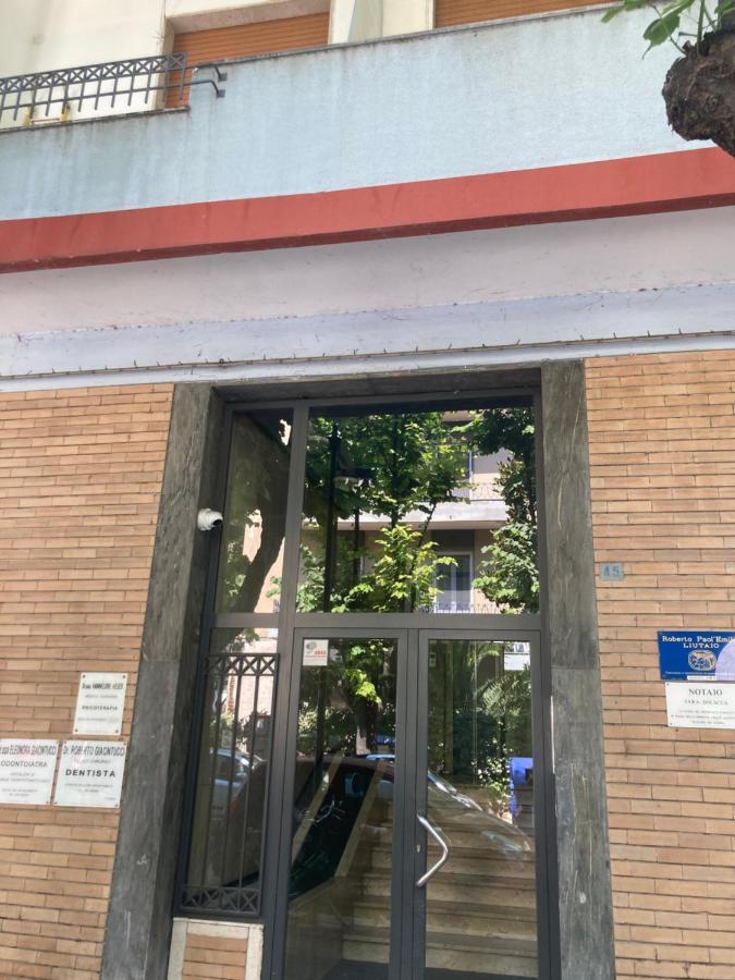 La Casa Di Ago Pescara Bed & Breakfast Exterior photo
